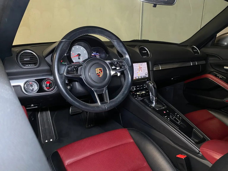 Porsche 718 Boxster S