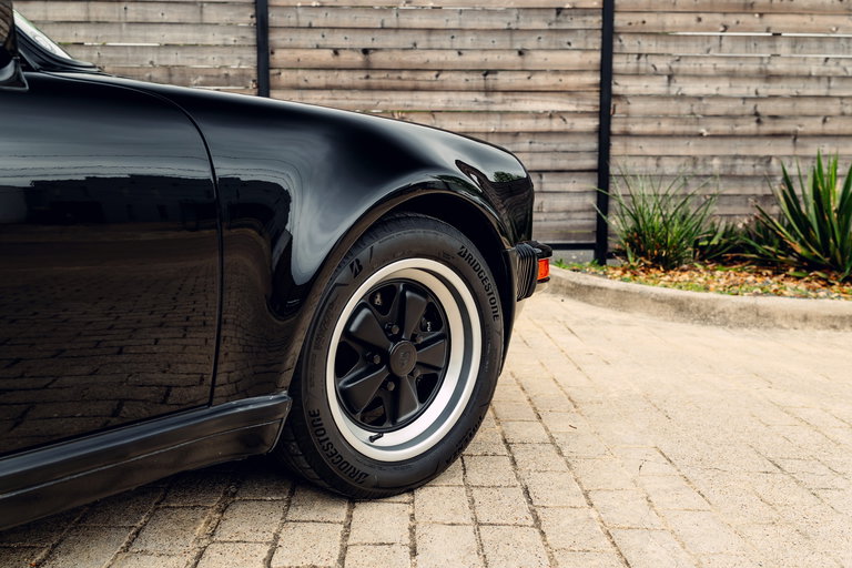 Porsche 911 Turbo 3.3 (US)