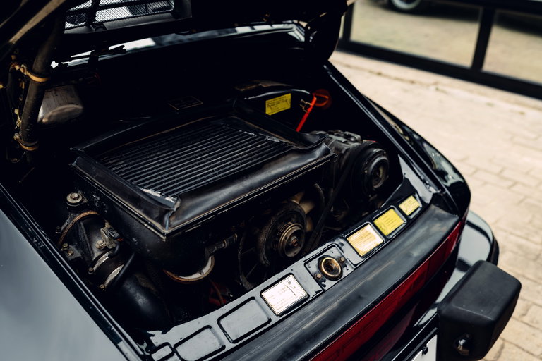 Porsche 911 Turbo 3.3 (US)