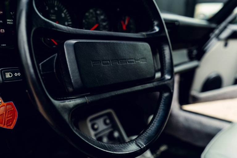 Porsche 911 Turbo 3.3 (US)