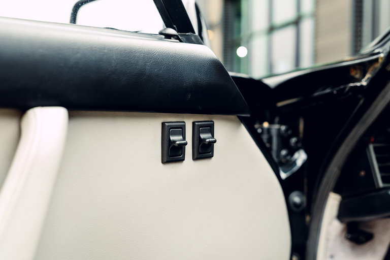 Porsche 911 Turbo 3.3 (US)