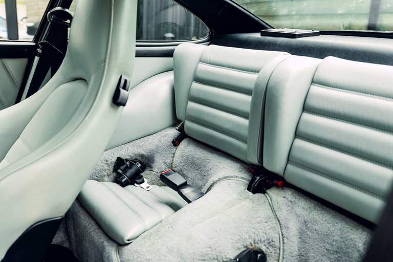 Porsche 911 Turbo 3.3 (US)