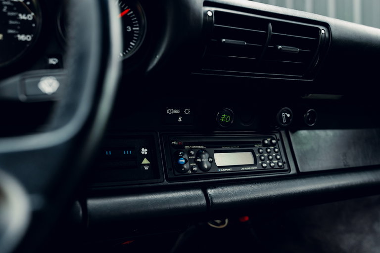 Porsche 911 Turbo 3.3 (US)