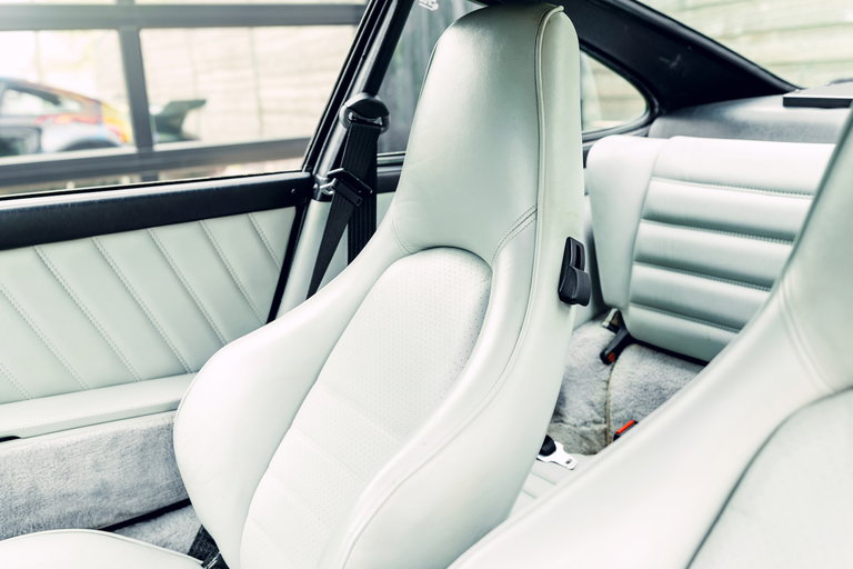 Porsche 911 Turbo 3.3 (US)