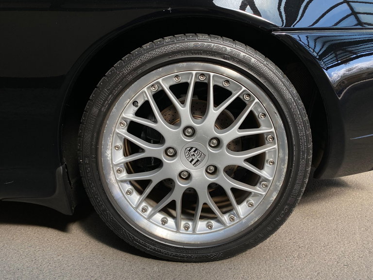 Porsche 996 Carrera
