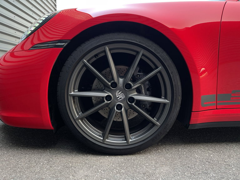 Porsche 992 Carrera T