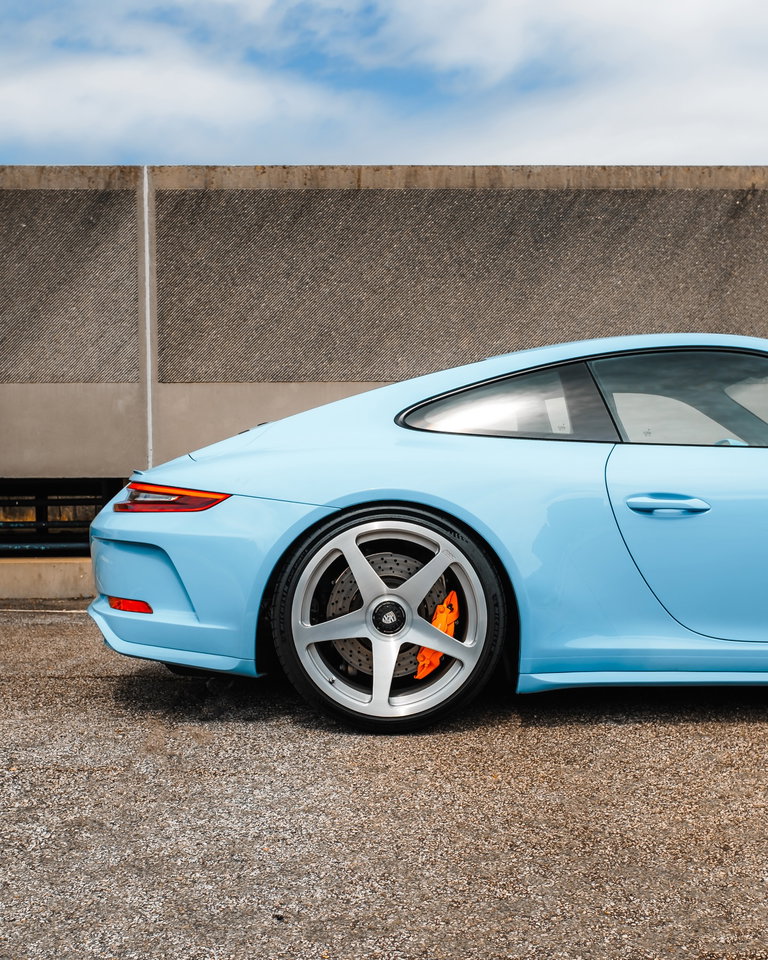 Porsche 991.2 GT3 Touring
