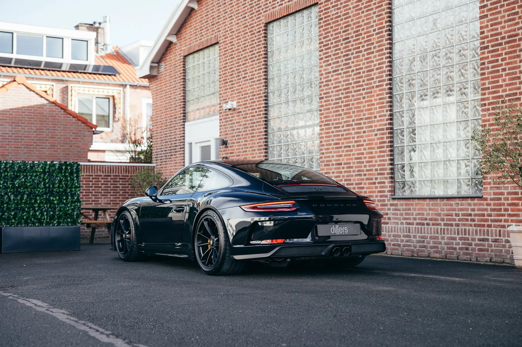 Porsche 991.2 GT3 Touring