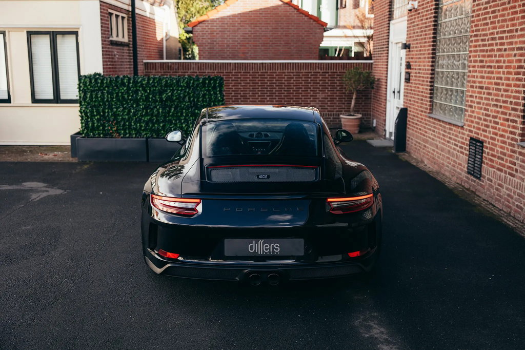 Porsche 991.2 GT3 Touring