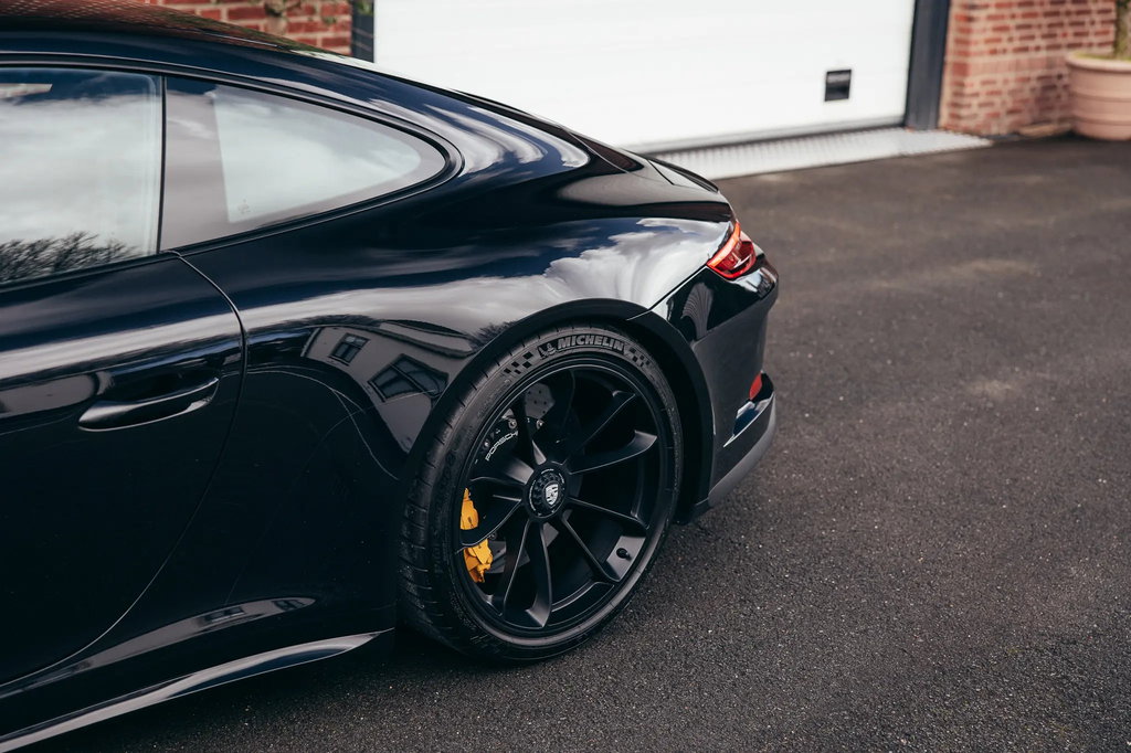 Porsche 991.2 GT3 Touring