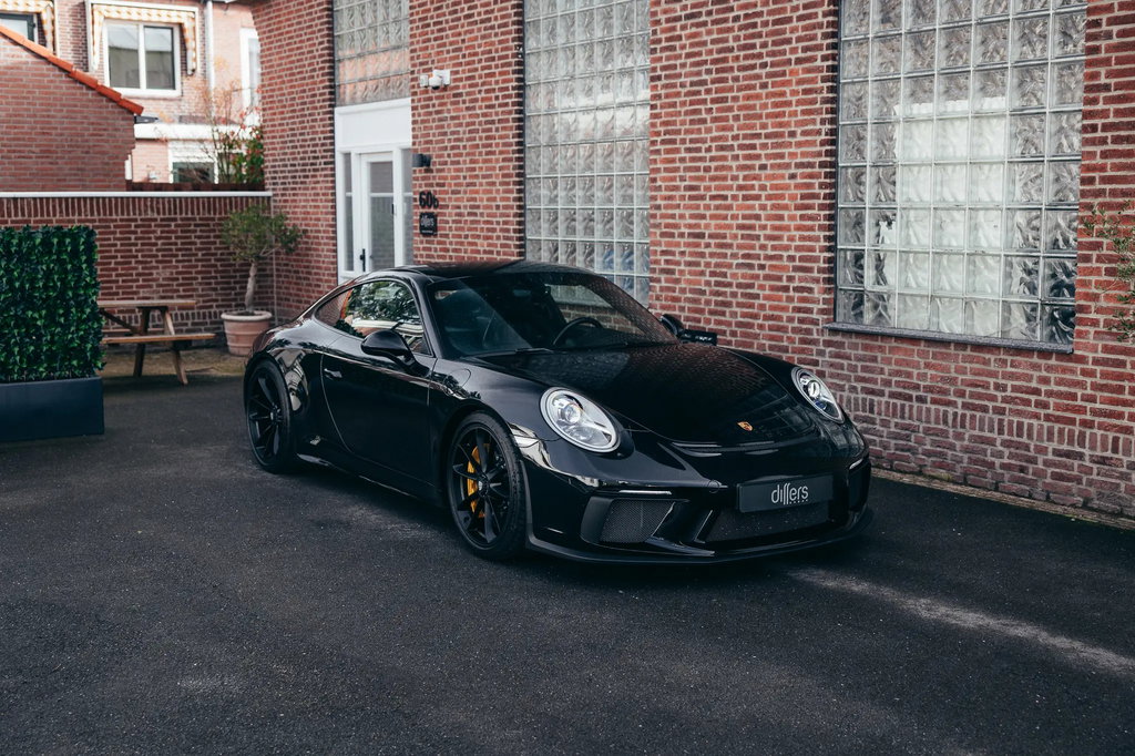 Porsche 991.2 GT3 Touring
