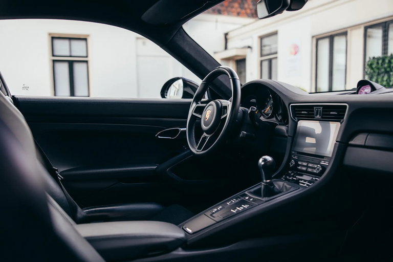 Porsche 991.2 GT3 Touring