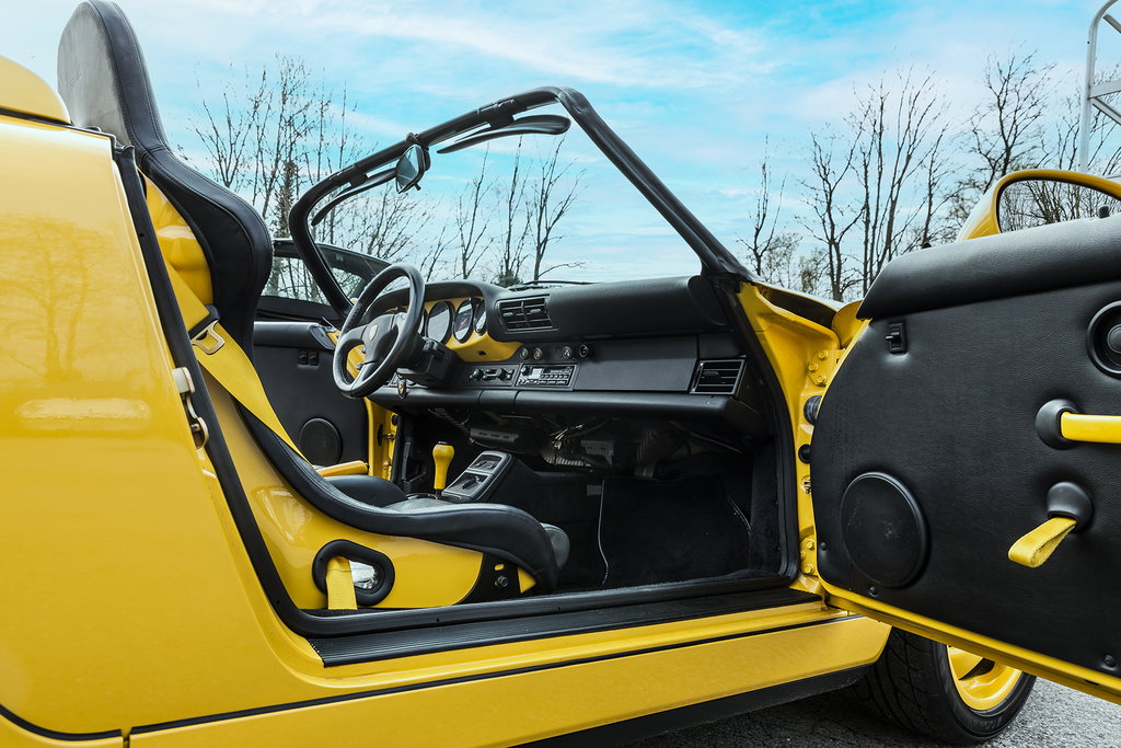 Porsche 964 Carrera 2 Speedster