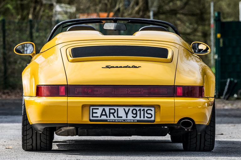 Porsche 964 Carrera 2 Speedster