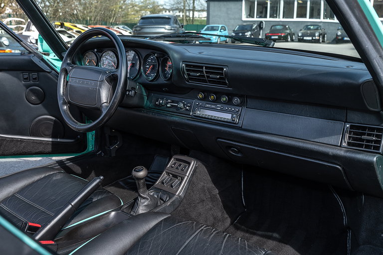 Porsche 964 Carrera 4