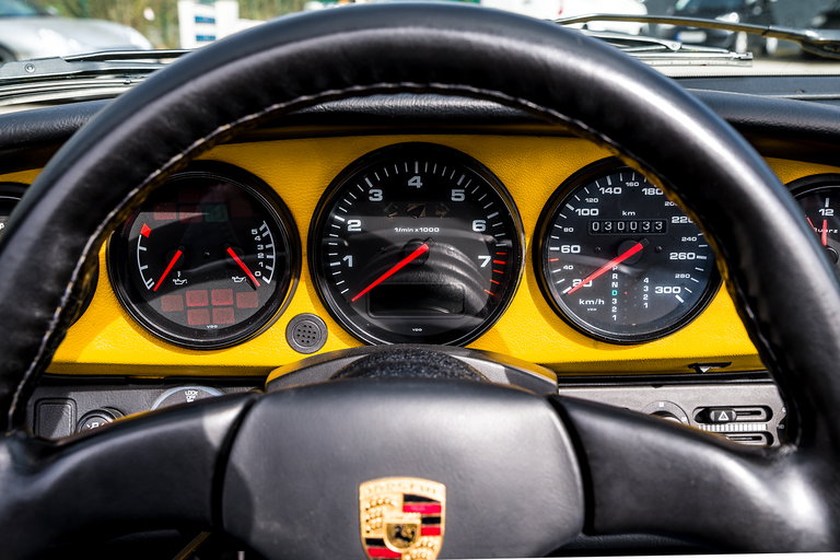 Porsche 964 Carrera 2 Speedster