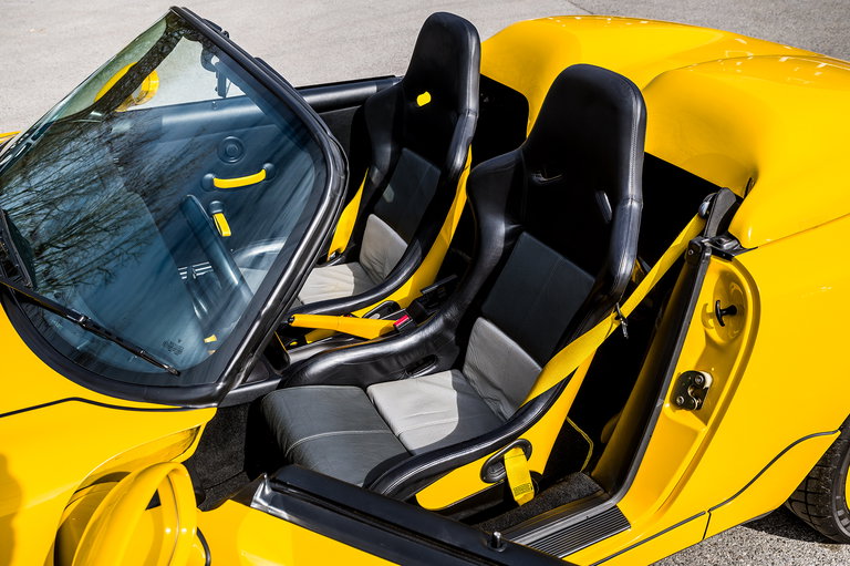 Porsche 964 Carrera 2 Speedster