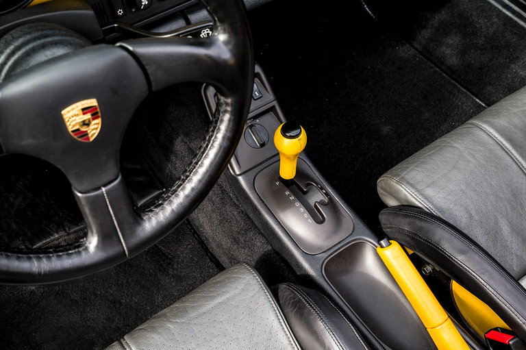 Porsche 964 Carrera 2 Speedster