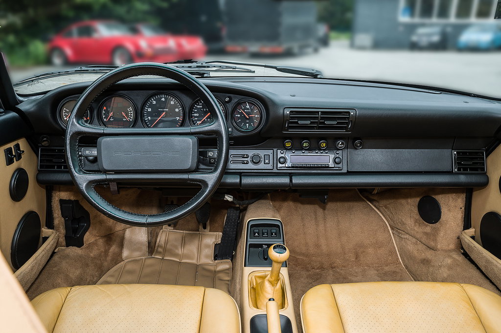 Porsche 964 Carrera 2