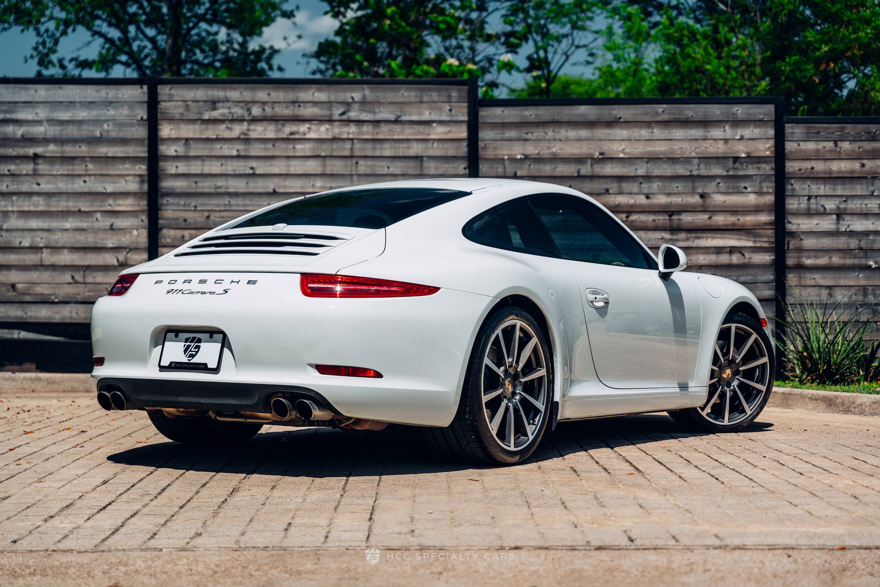 UNIS SWICY hellolive 4/18 サイン ソウォン ポラロイド Porsche 991 Carrera S 2013 - elferspot.com - Marketplace for