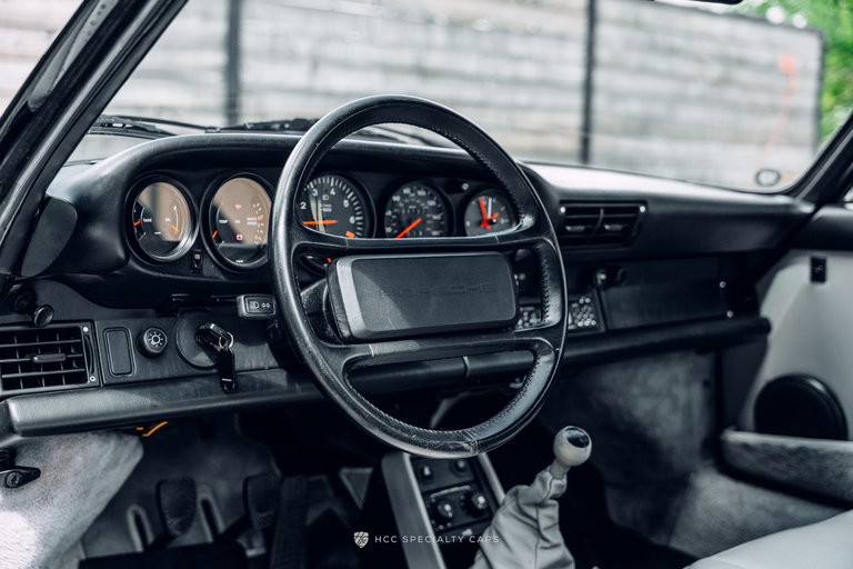 Porsche 911 Turbo 3.3 (US)