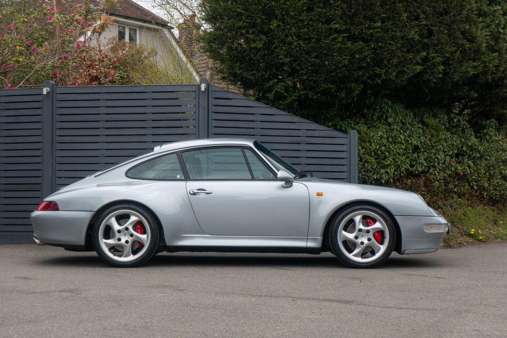 Porsche 993 Carrera 4S