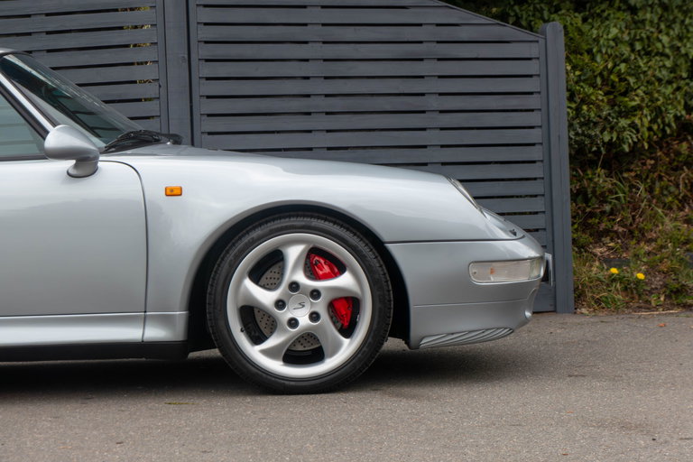 Porsche 993 Carrera 4S