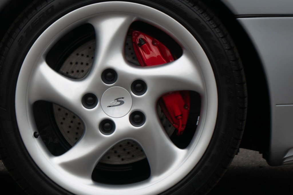 Porsche 993 Carrera 4S