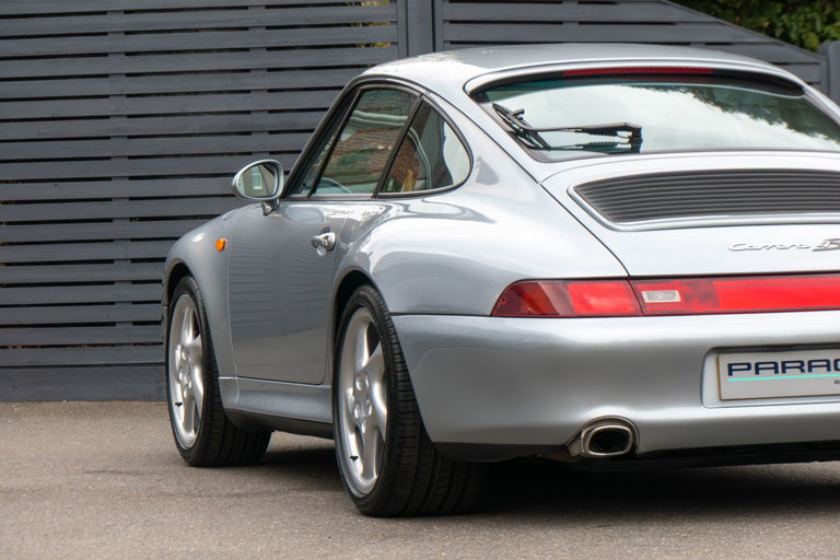 Porsche 993 Carrera 4S