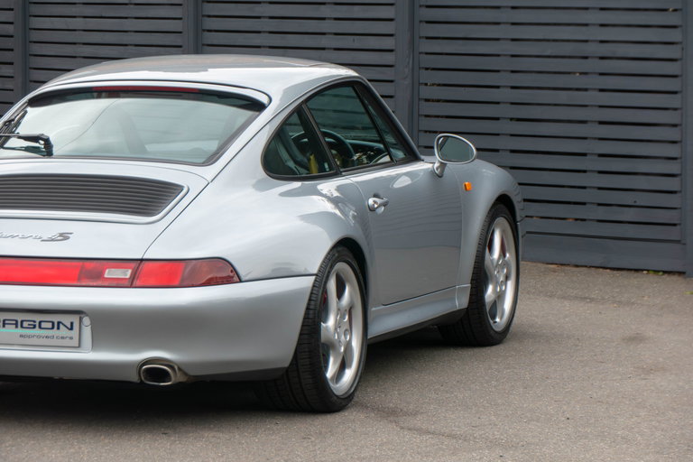 Porsche 993 Carrera 4S