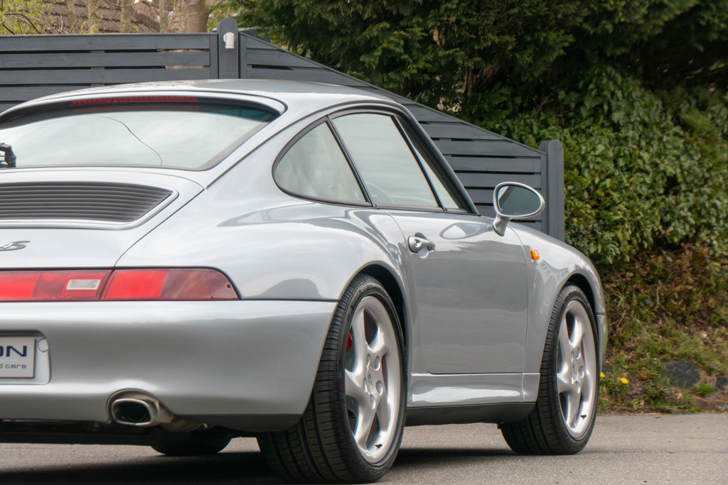 Porsche 993 Carrera 4S