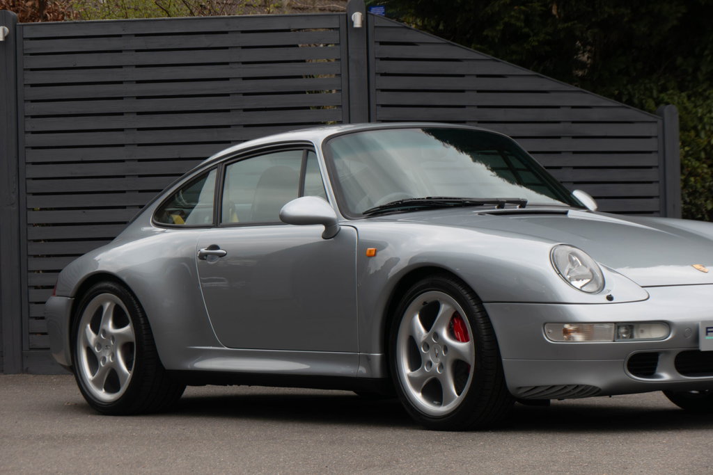 Porsche 993 Carrera 4S
