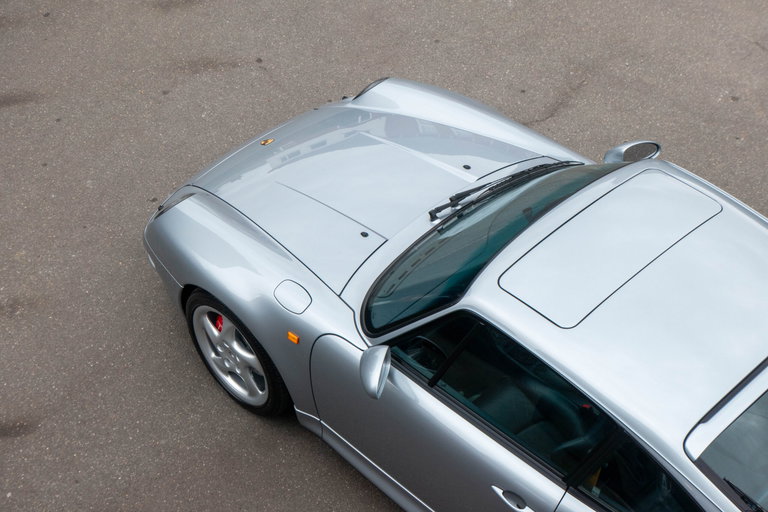 Porsche 993 Carrera 4S