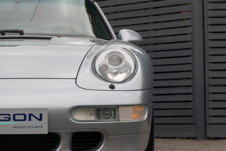 Porsche 993 Carrera 4S