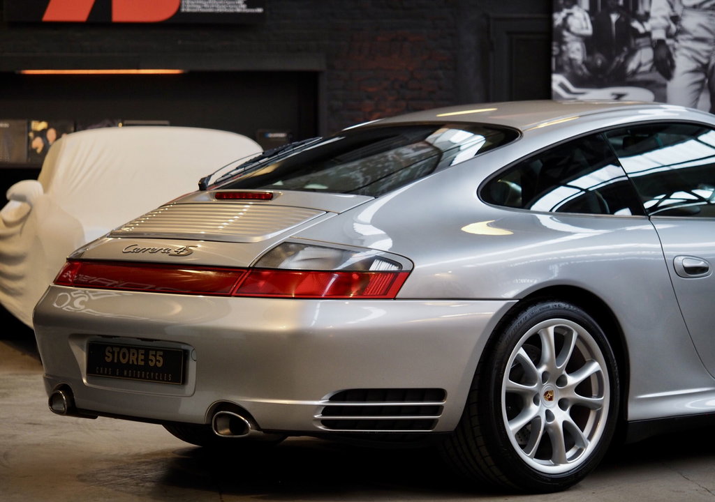 Porsche 996.2 Carrera 4S