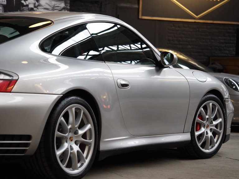 Porsche 996.2 Carrera 4S