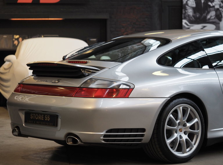 Porsche 996.2 Carrera 4S