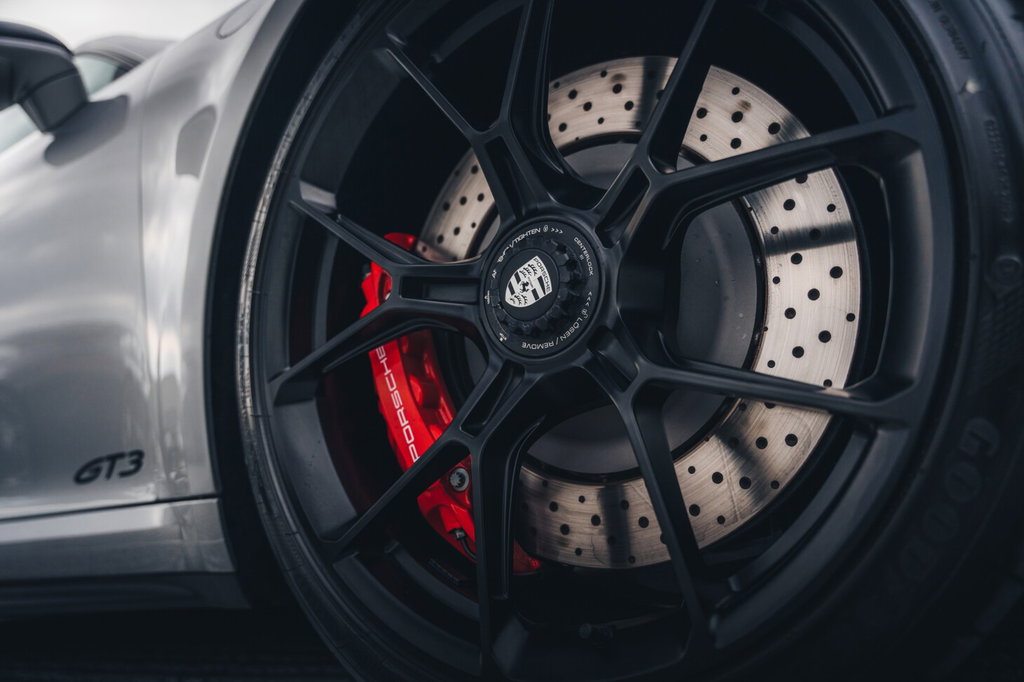 Porsche 992 GT3 Touring