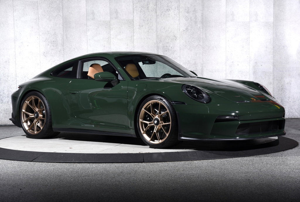 Porsche 992 GT3 Touring