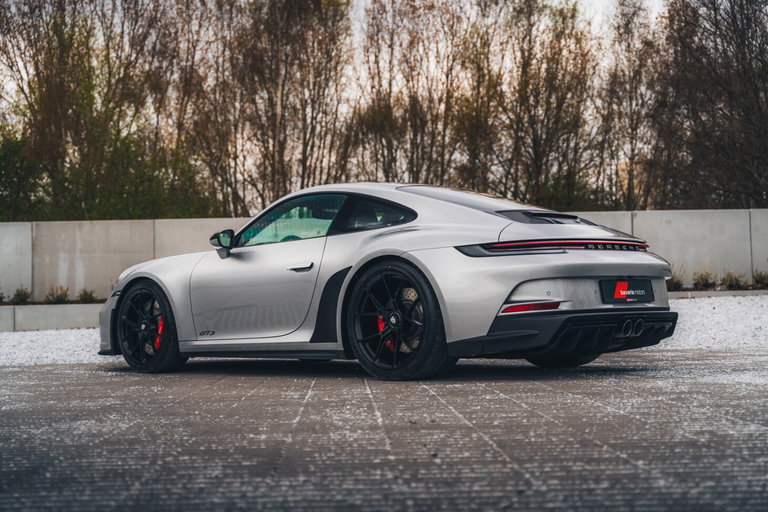 Porsche 992 GT3 Touring