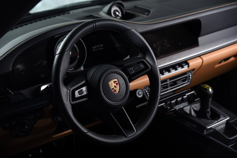 Porsche 992 GT3 Touring