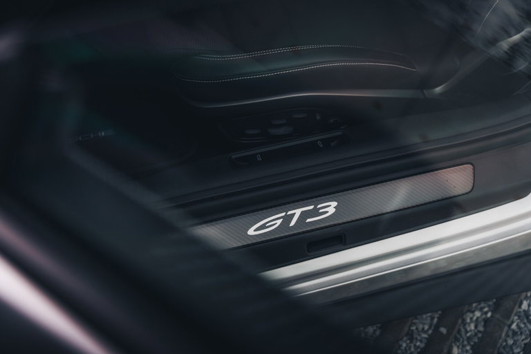 Porsche 992 GT3 Touring