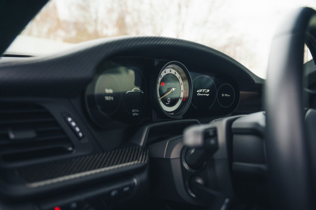Porsche 992 GT3 Touring