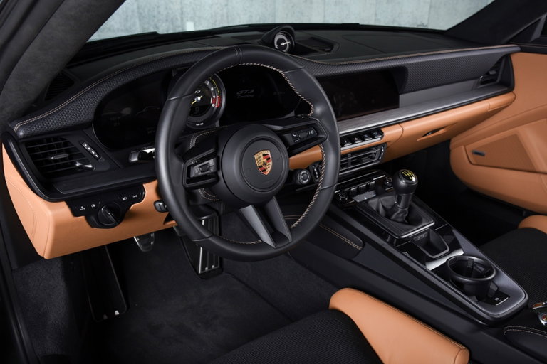Porsche 992 GT3 Touring