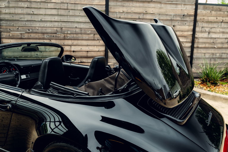 Porsche 964 Carrera 2 Speedster