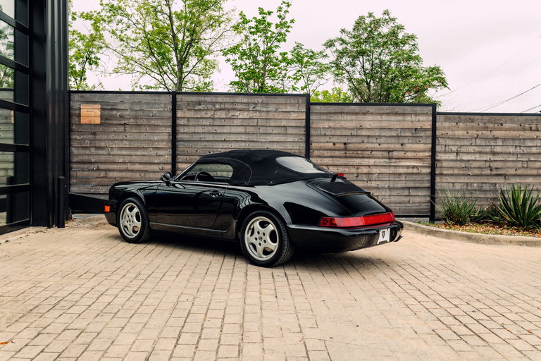 Porsche 964 Carrera 2 Speedster