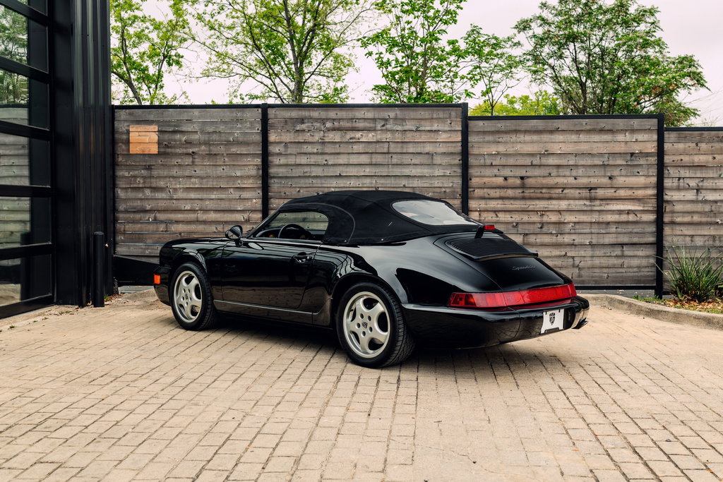 Porsche 964 Carrera 2 Speedster