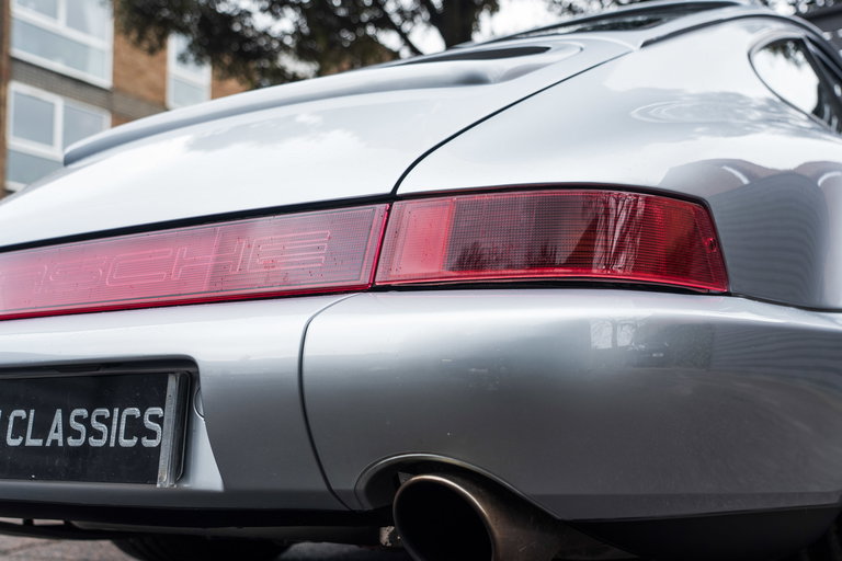 Porsche 964 Carrera 4