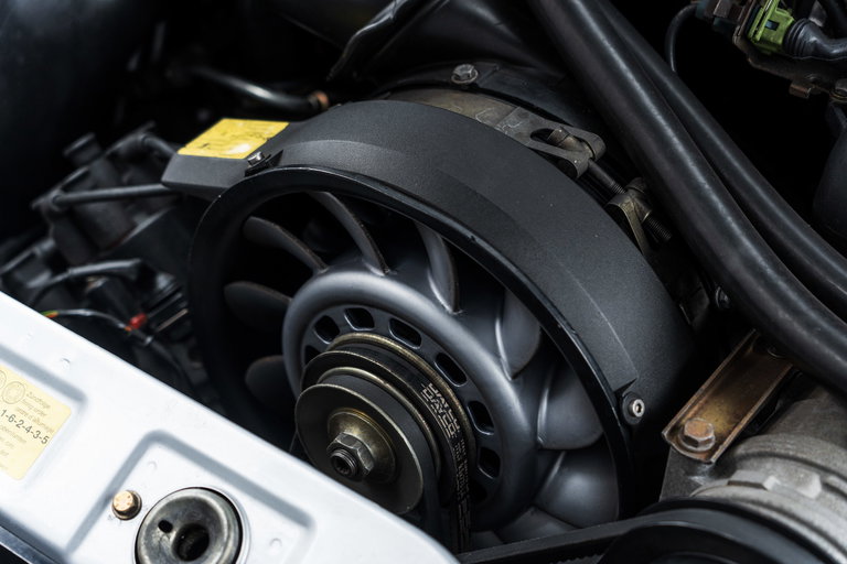 Porsche 964 Carrera 4