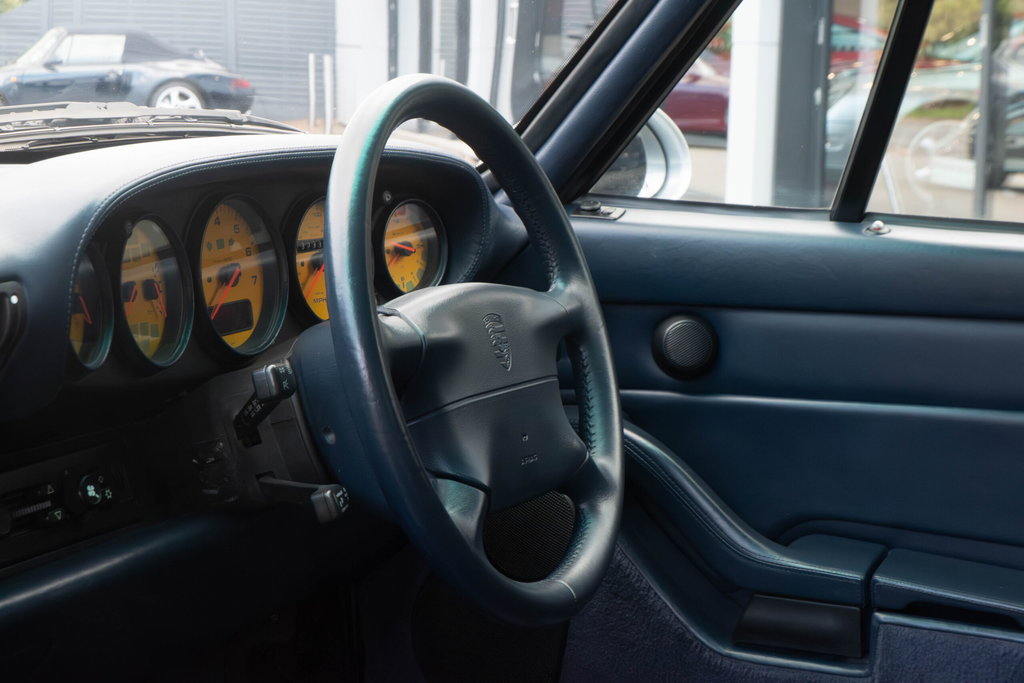 Porsche 993 Carrera 4S